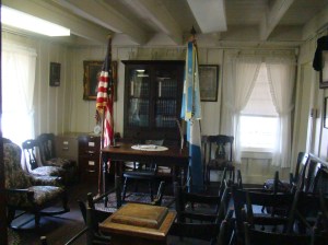 Parlor where Daughters of American Revolution meet today