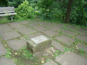 Rock covering capsule at top of the Great Mound