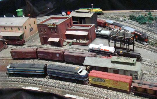 Can you find the dinosaur hidden in the HO-Gauge Train Display?