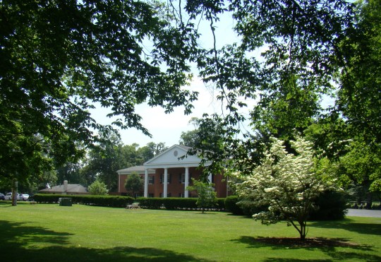 Moundbuilders Country Club leases the Octagon Mound.