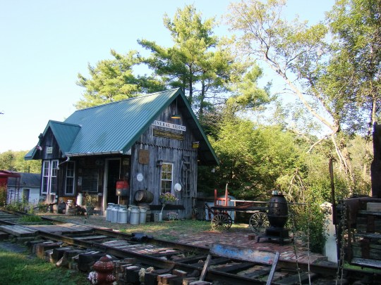 Dave built his own Depot and Museum in his back yard.