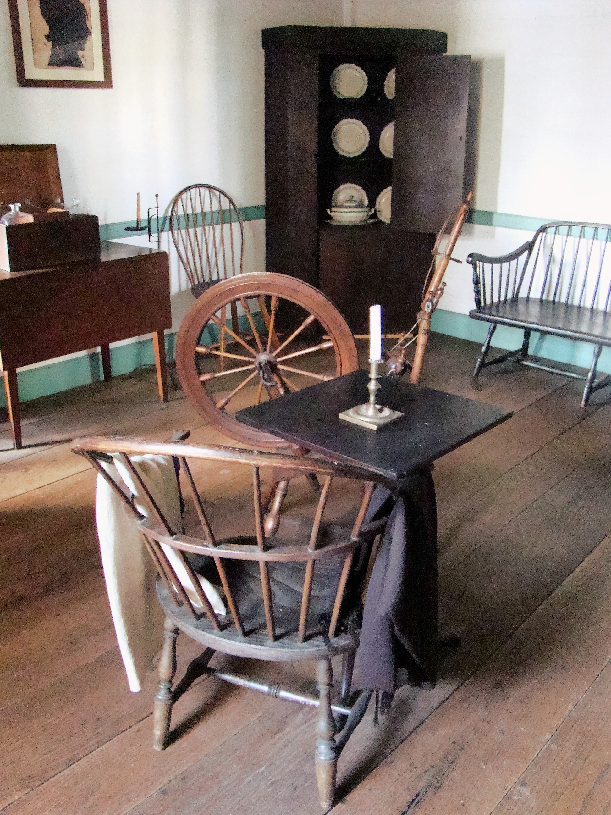 Putnam Spinning Wheel