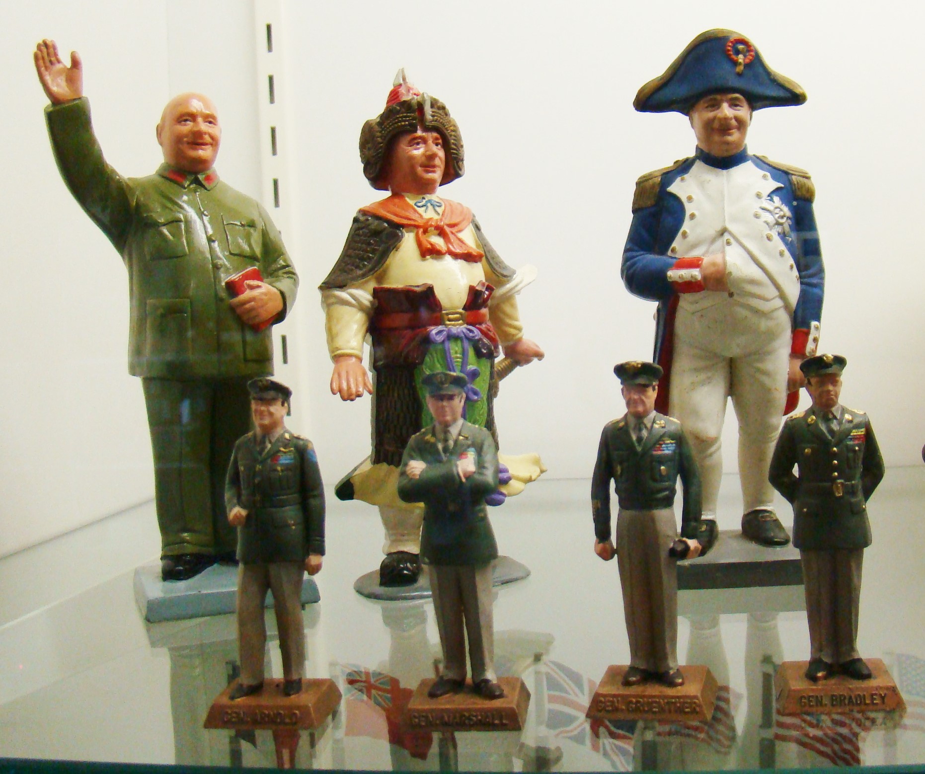 Marx Louis Figures