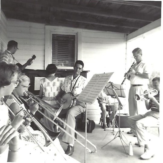 Rich Pickin' 001 (2)