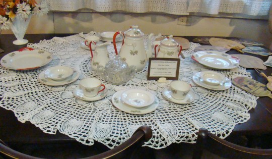 Temperance Tavern Miss Rose Tea Set