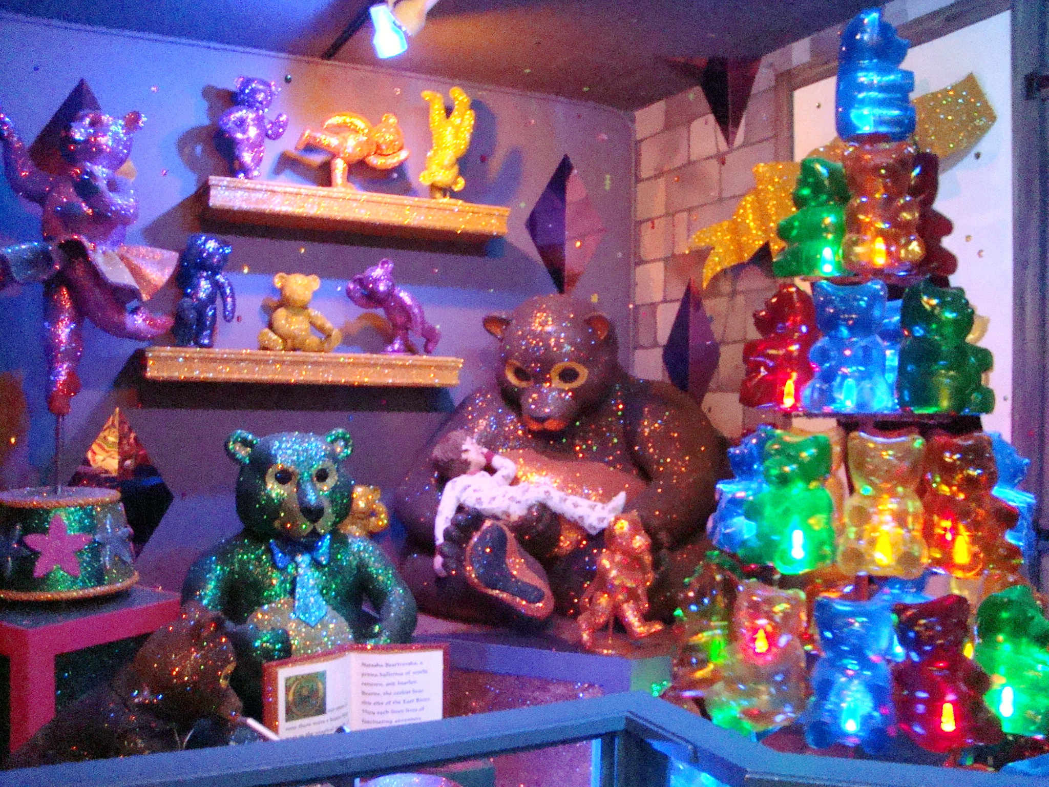 Castle Noel Gummy Bears