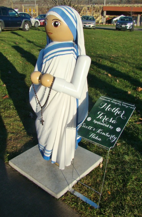 Nutcracker Mother Teresa