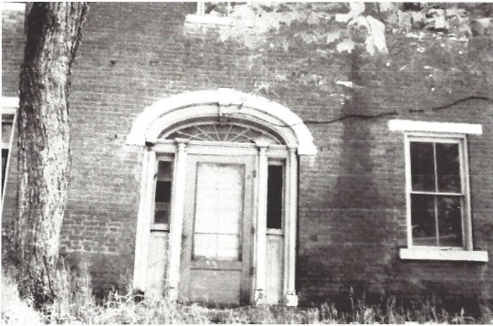 Door of Penn Tavern 001
