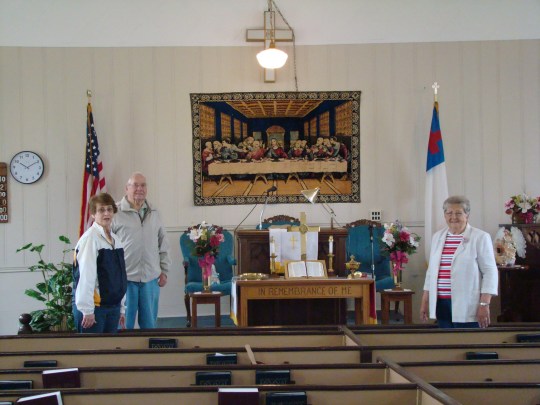 Middlebourne Church inside