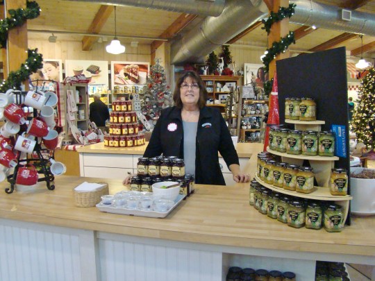 Smucker's Sample Station with Denise