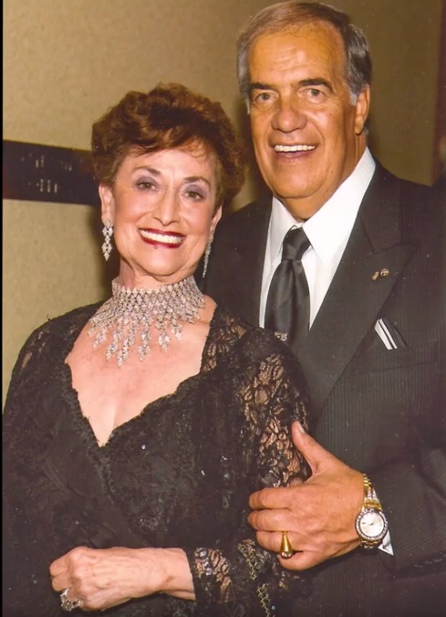 Frank and Athena Sarris