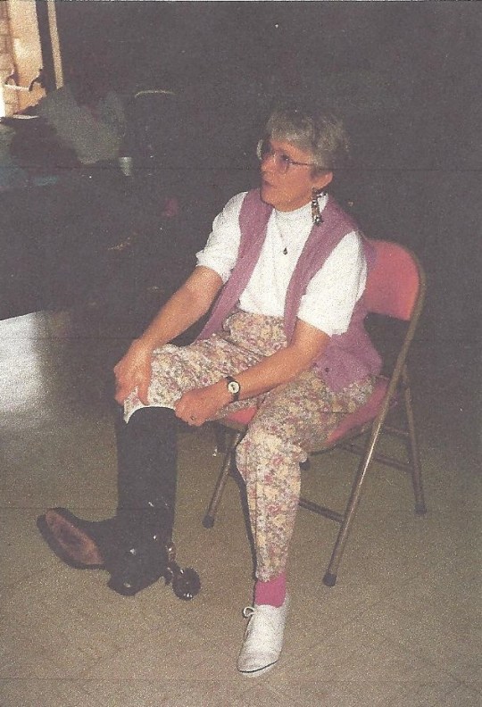 Laura tries on Hoppy's boots 001