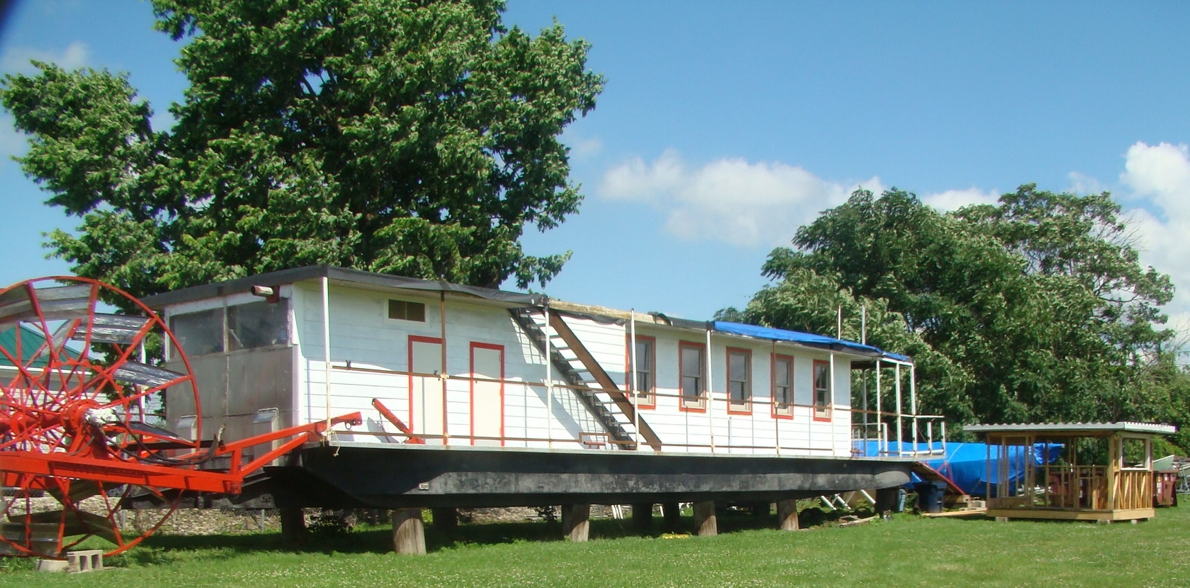 Captain - Queen of the Lake II