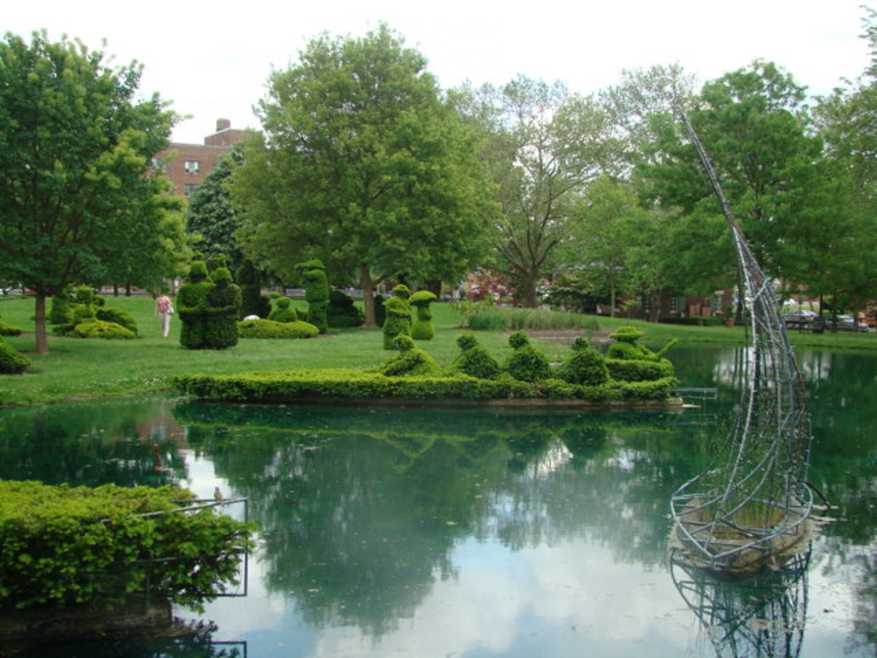 Topiary - Rowboat on the water