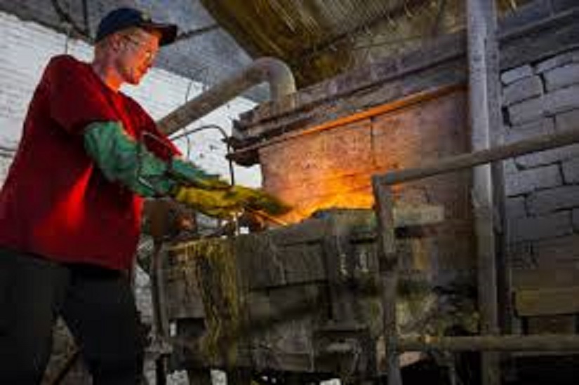 Marble King Walt filling the furnace